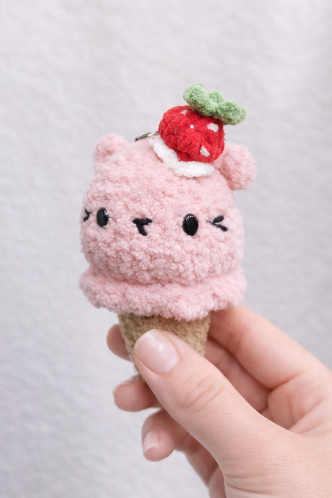 Cat Ice Cream Keychain view 5