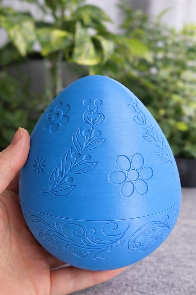 3D Printed Egg Case view 7